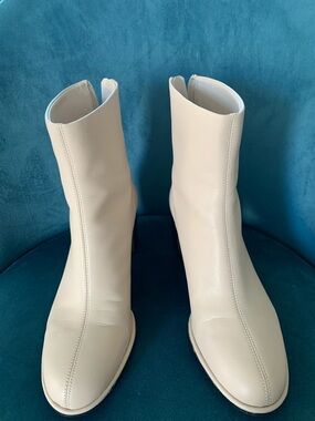 Women's Cream Mid-Calf Ankle Booties with Sleek Seam, size 7